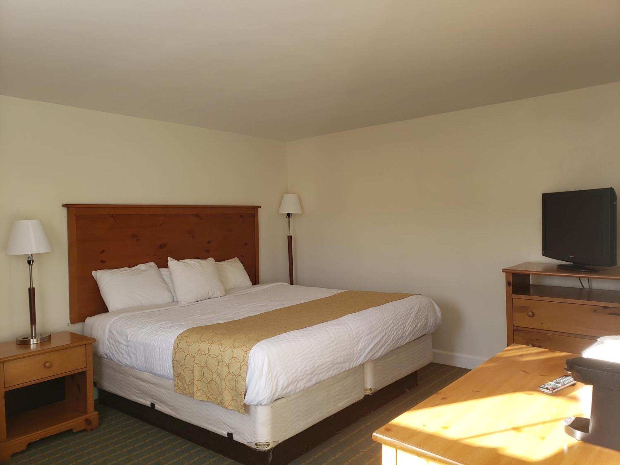 סיקונק Town & Country Inn מראה חיצוני תמונה