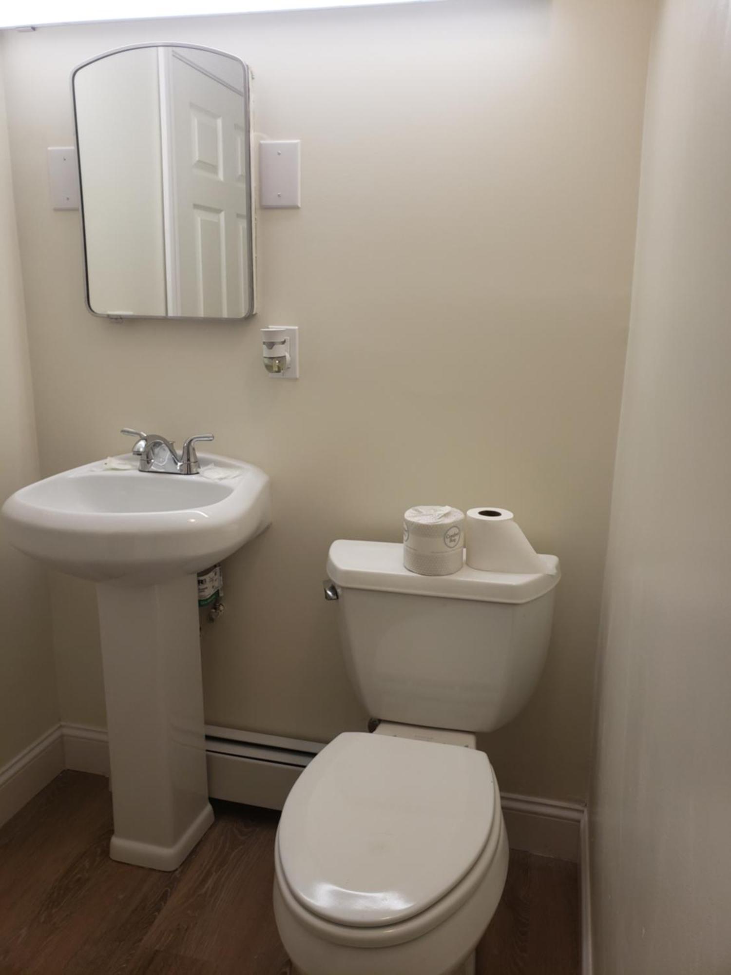 סיקונק Town & Country Inn מראה חיצוני תמונה